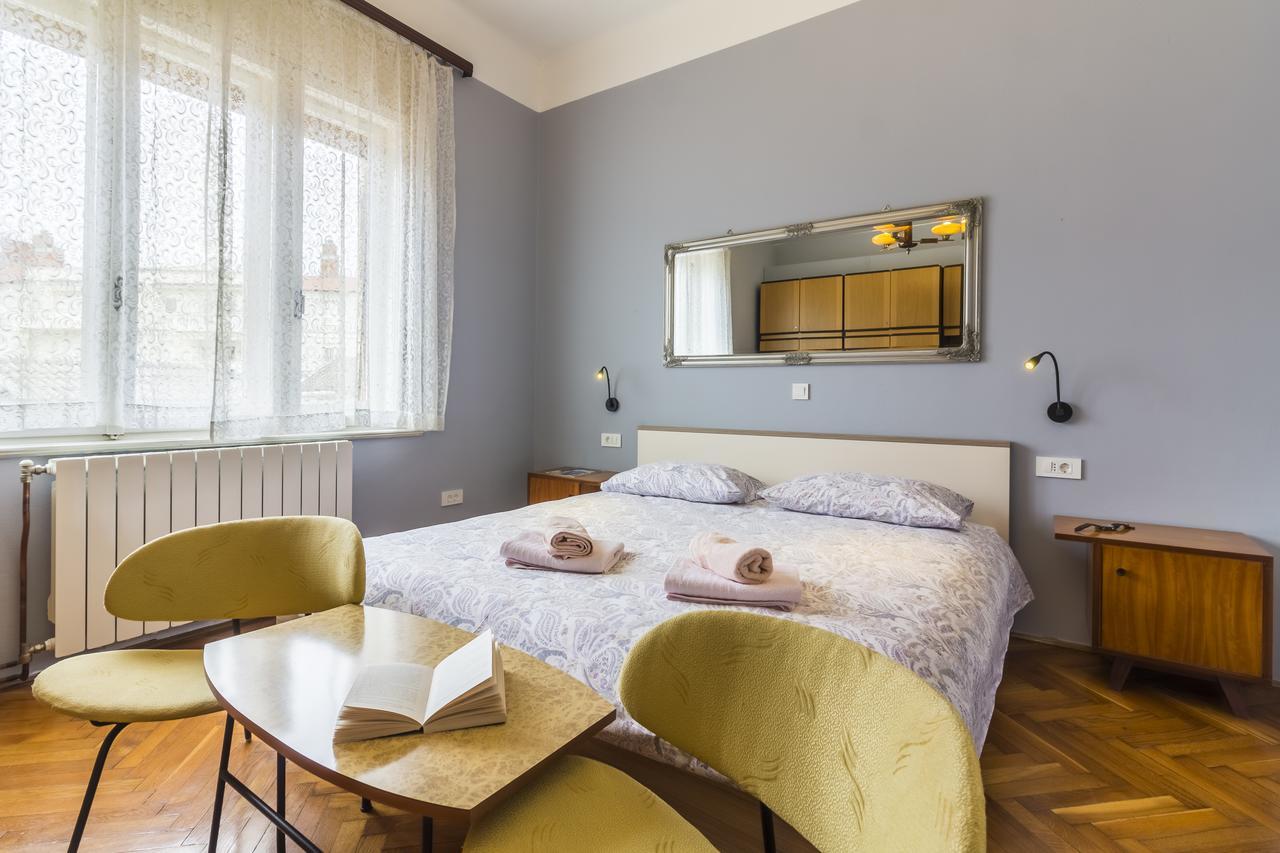 Spacious & Smart Center Apartment Пула Экстерьер фото