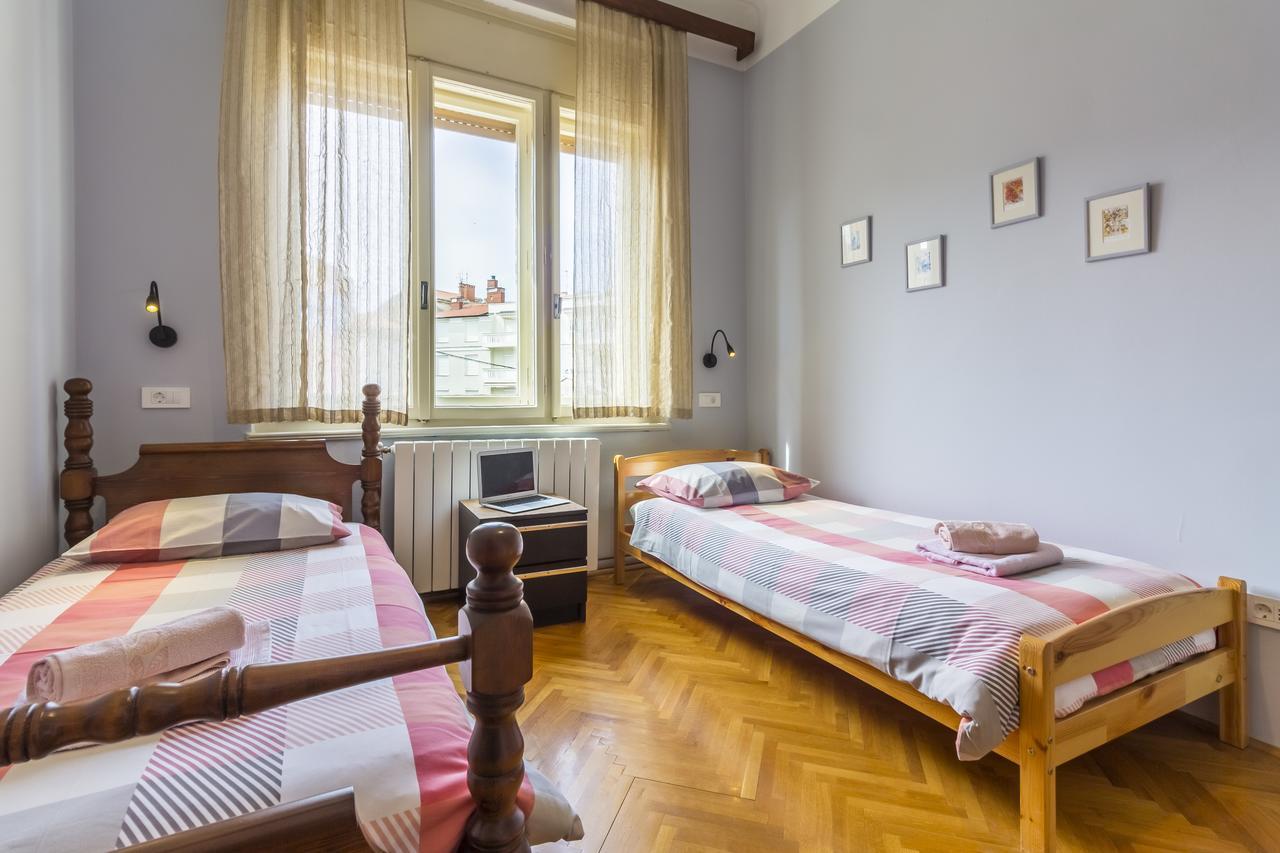 Spacious & Smart Center Apartment Пула Экстерьер фото