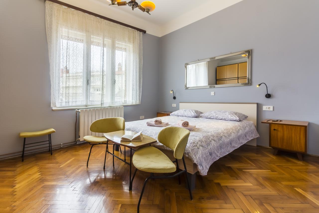 Spacious & Smart Center Apartment Пула Экстерьер фото